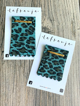 Load image into Gallery viewer, Blue Leopard Print Leather Franjas